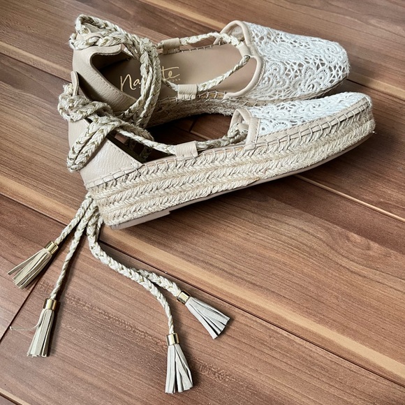 NANETTE LEPORE NWOT Summer Espadrilles (Sz 8) - Picture 3 of 3